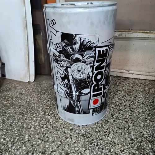 Metal Barrel used from engine oil, dimensions Φ34cmx65cm