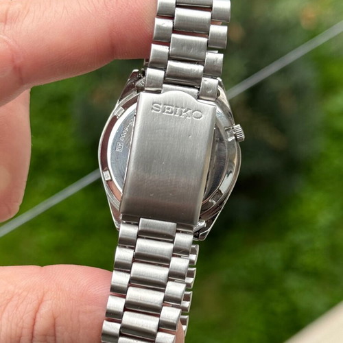 Seiko 5 Men's Used Steel Automatic Watch Blue