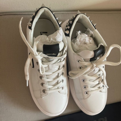 Karl Lagerfeld leather sneakers like new, white, size 35