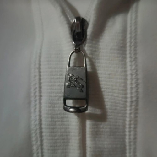 Burberry women's cardigan white like new size M