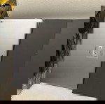 Huawei MediaPad M5 Lite 10.1" таблет като нов с WiFi и калъф