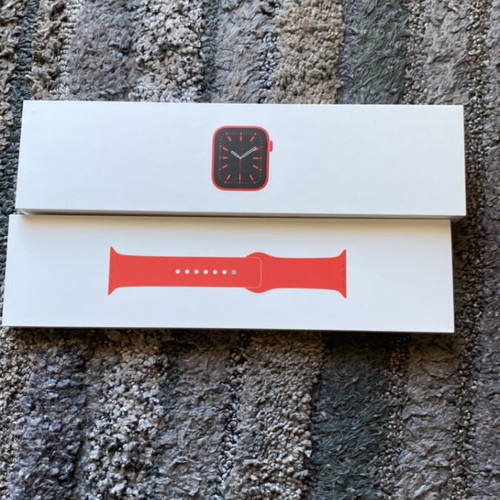 Apple Watch Series 6 44mm (PRODUCT RED) like new