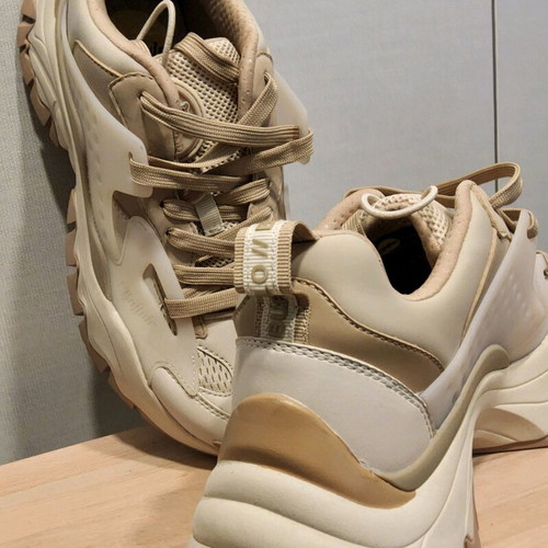 Buffalo sneaker like new, size 41, beige