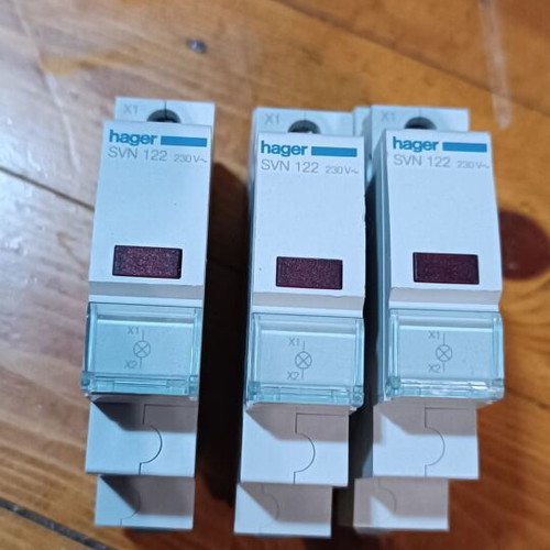 Set of 39 ABB-HAGER-CHINT fuses, residual current relay and indicator lights like new