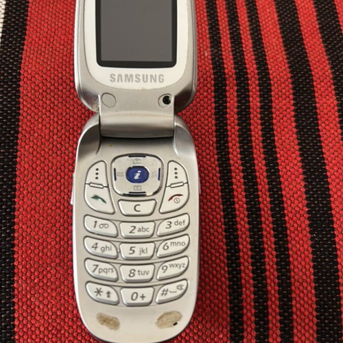 Samsung SGH-X640 μεταχειρισμένο, λειτουργικό χωρίς φορτιστή, ελαττωματικό