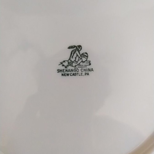 Vintage Shenango American serving platter like new, 28 cm diameter