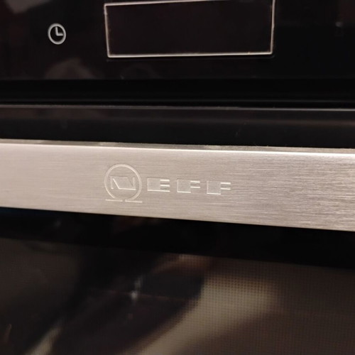 NEFF B57CS22H0/71 N90 Smart Wi-Fi electric built-in oven 71L