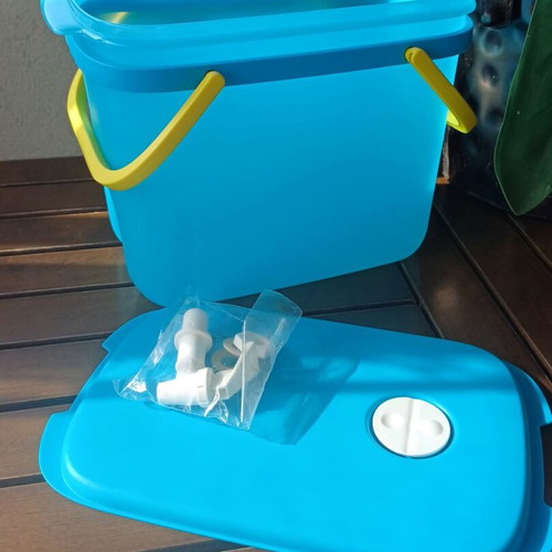 Tupperware container 10L with tap new