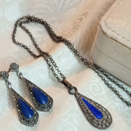 Silver set 925 vintage used, earrings and necklace teardrop shape