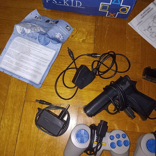 PS KID console used, grey with two controllers and cartridge