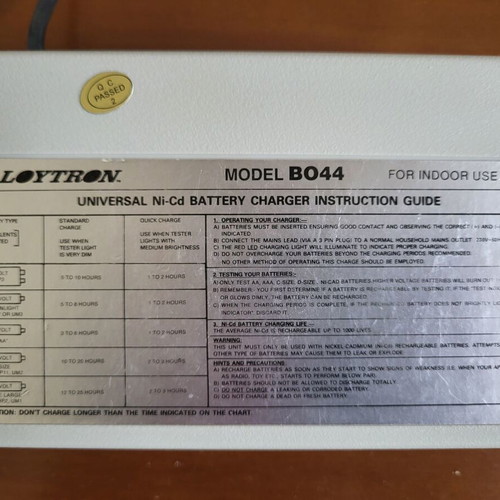 Lloytron Ni-Cd Nickel-Cadmium Battery Charger Model B044 used