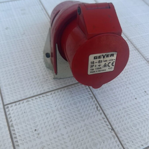 Industrial plug
