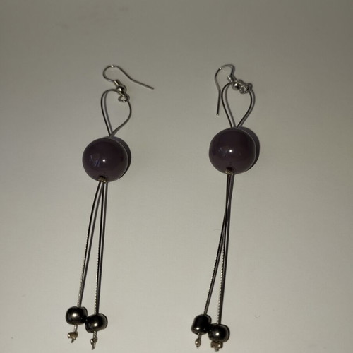 Dangling earrings with purple stone like new, length 9 cm