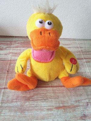 Windel plush duck sound playback toy used