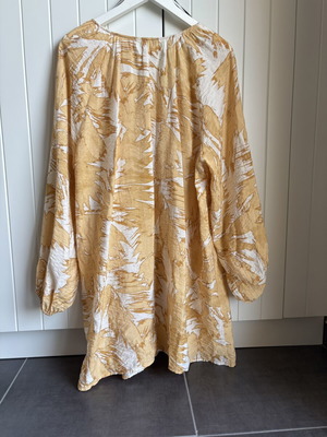 H&M Boho airy kaftan medium, ochre and beige palm print