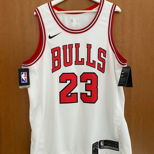 Jersey - Michael Jordan Chicago Bulls NBA Nike Jersey White Size XL Collectible