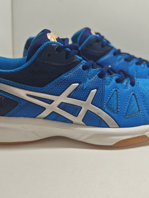 Asics Gel Upcourt GS 3 sports shoes like new, size 36