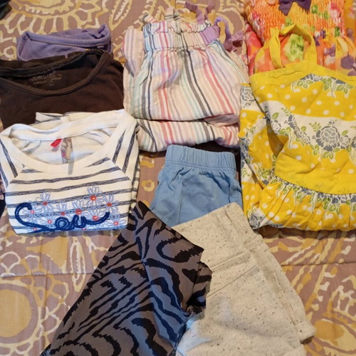 Summer clothes set for 2-year-old girl like new