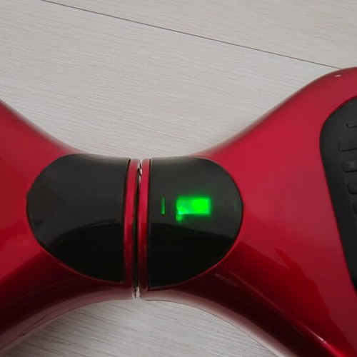 Hoverboard 6.5" red with LED and Bluetooth speaker like new