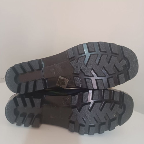 Women's galotses size 38 new with fabric lining