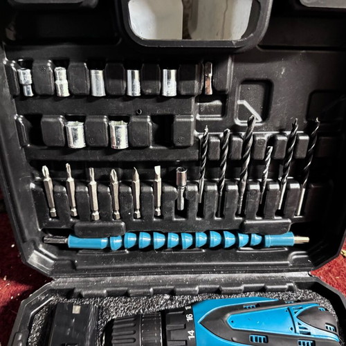 Drill like new, barely used
