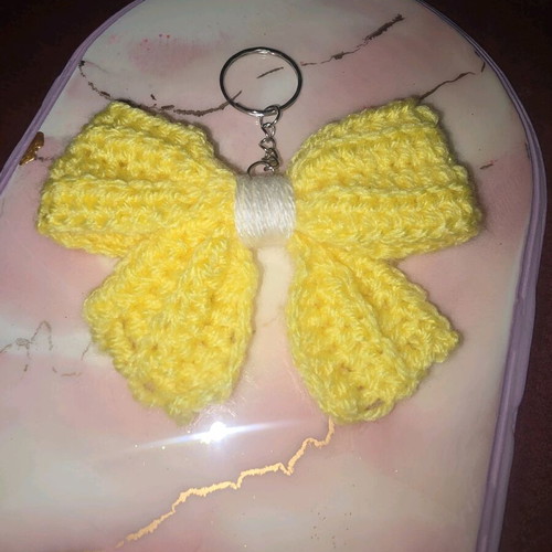 Handmade knitted keychain new, yellow with white