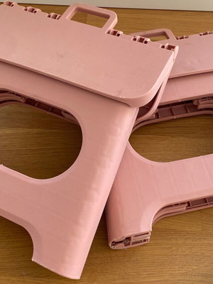 Folding stools set of 2, like new, pink plastic