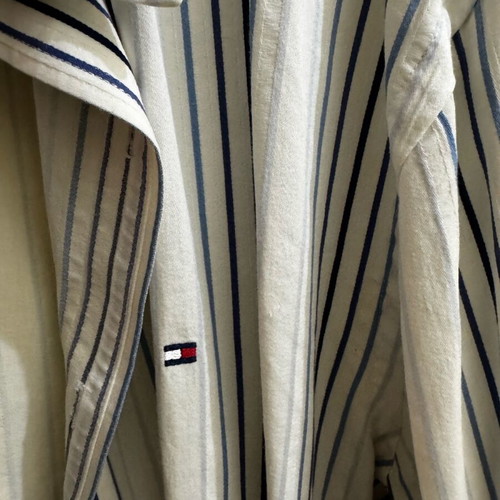 Cotton shirt Tommy Hilfiger like new, size M, white and blue