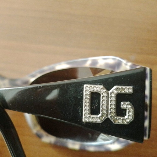 Dolce & Gabbana sunglasses in very good condition with rhinestones