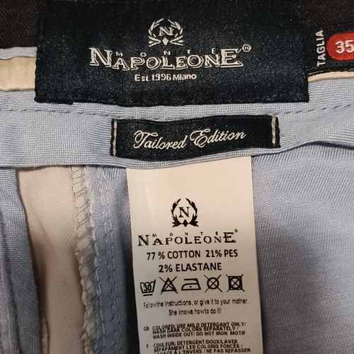 Monte Napoleone white pants like new, size 35