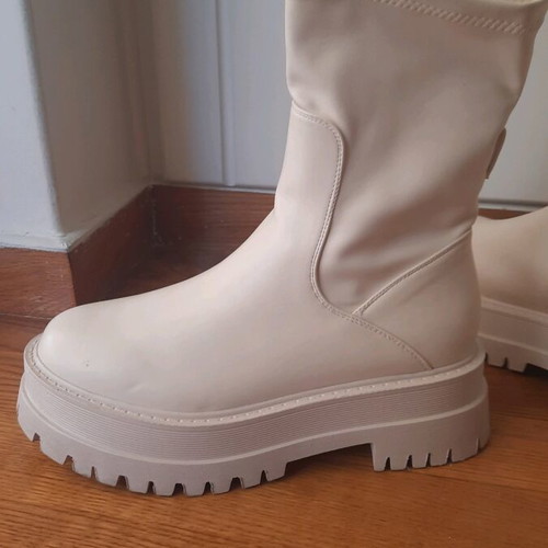Alta Moda ankle boots 39 beige like new