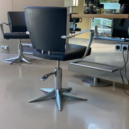 Salon chairs and shampoo bowls used, set of 8 chairs and 3 bowls