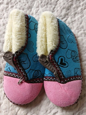 Warm baby shoes new