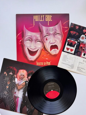 Theatre of Pain Motley Crue LP употребяван, 1-во издание САЩ 1985 метал