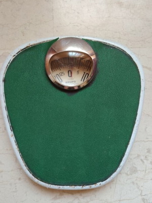 Vintage scale used, made in Germany