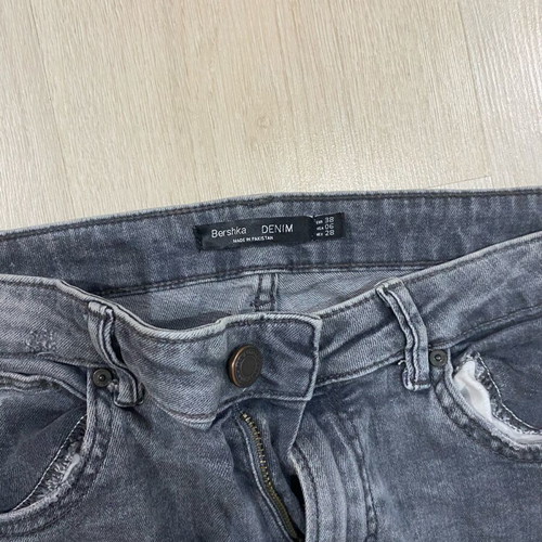 Bershka gray skinny jeans size 38 used