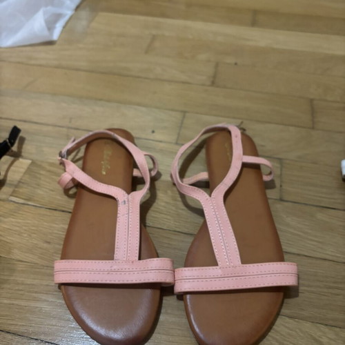 Celestino sandals size 40 like new, pink