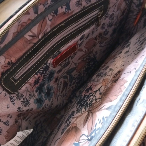 Anekke crossbody bag used with embroidery and keychain