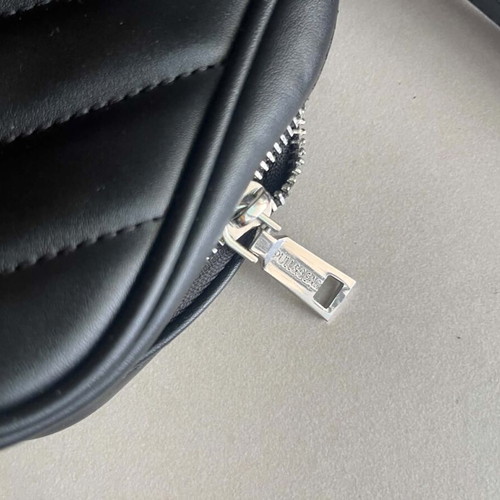 Pull and Bear black shoulder bag like new