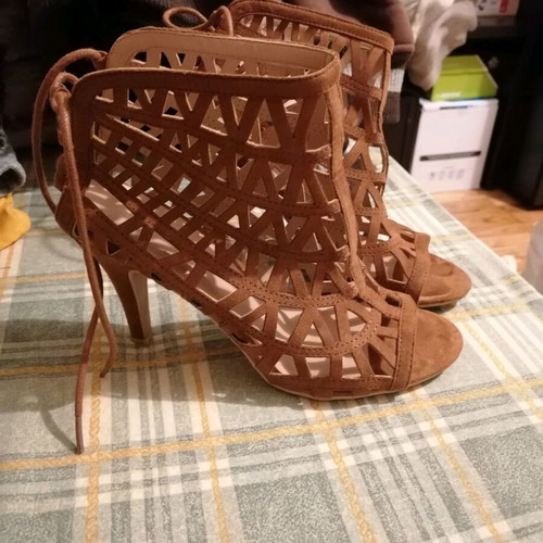 Summer ankle boots brown like new, size 37.5
