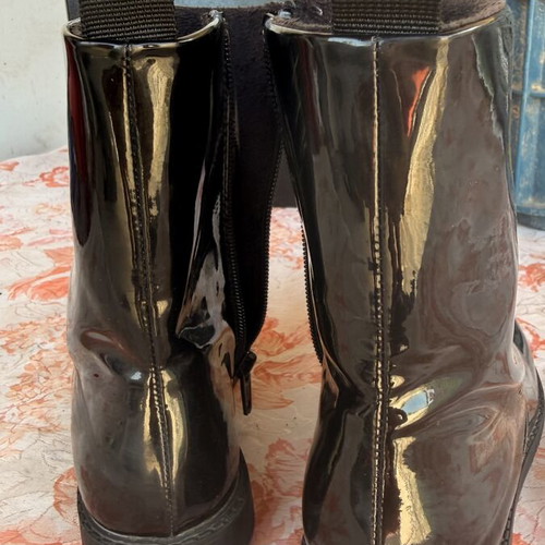 H&M girls' patent boots size 29, black