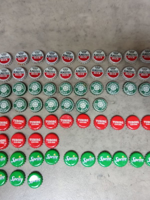 Καπάκια μεταχειρισμένα vintage Amstel Heineken Sprite Tuborg πακέτο 64 τεμάχια δεκαετίας 1990 2000