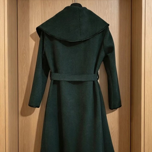 Long coat with pockets and belt, grey