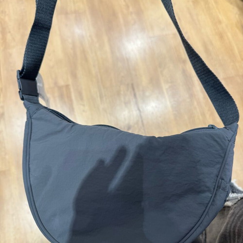 Uniqlo Viral Bag handbag new, black and gray