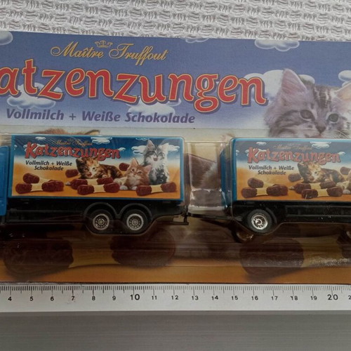 KatzenZungen H0 Scale Truck Trailer new, advertising model