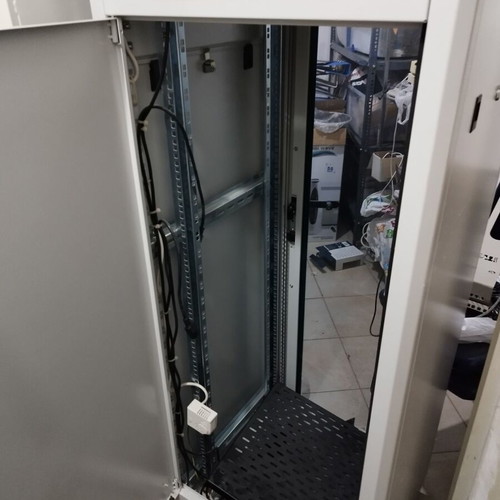 Digitus rack cabinet used 160cm x 60cm x 60cm