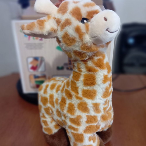 Plush toys and other toys new, pack of three