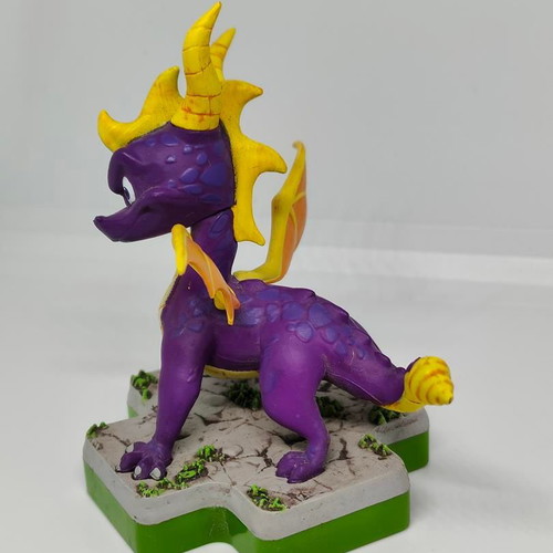 Spyro The Dragon Totaku Collection 10cm figure hand-painted like new