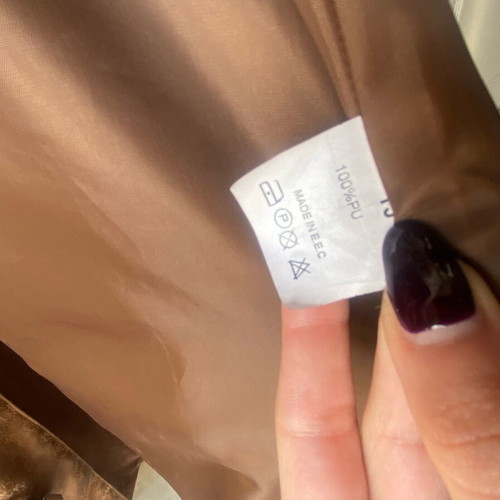 Le Vertige coat tan used with leather look size L
