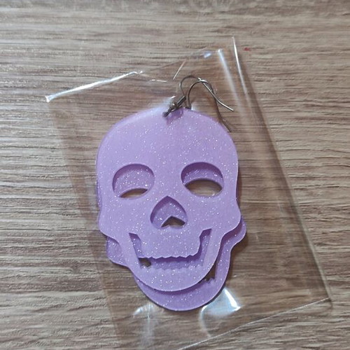Dangling earrings new with glitter, purple